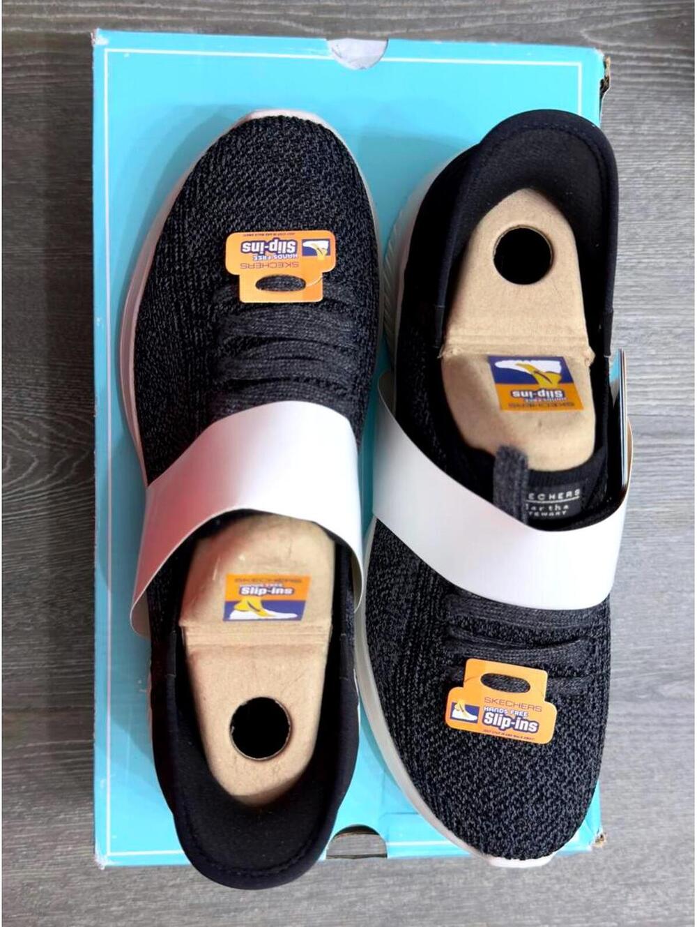 Skechers Martha Stewart Ultra Flex 3.0 Black Slip-ins Sneakers Women Size 8